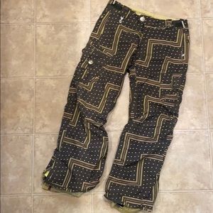 686 snowboarding pants